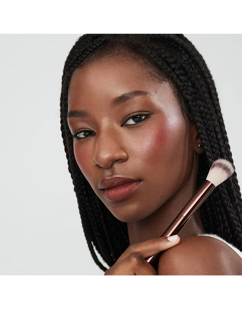 Hourglass Nº 15 Blush Brush – Allık Fırçası
