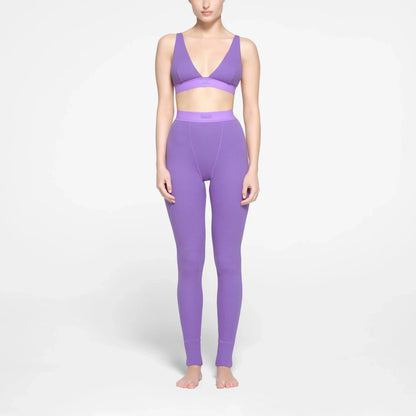 AP-LEG-0039-UVT-OB-SKIMS-LOUNGEWEAR_0001-FR.webp