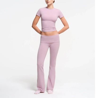 AP-PNT-0715-DSK-XB-SKIMS-LOUNGEWEAR_0006-FR.webp