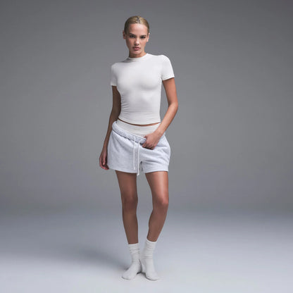AP-TSH-0638-MBL-JC-SKIMS-LOUNGEWEAR_4120-FR (1).webp