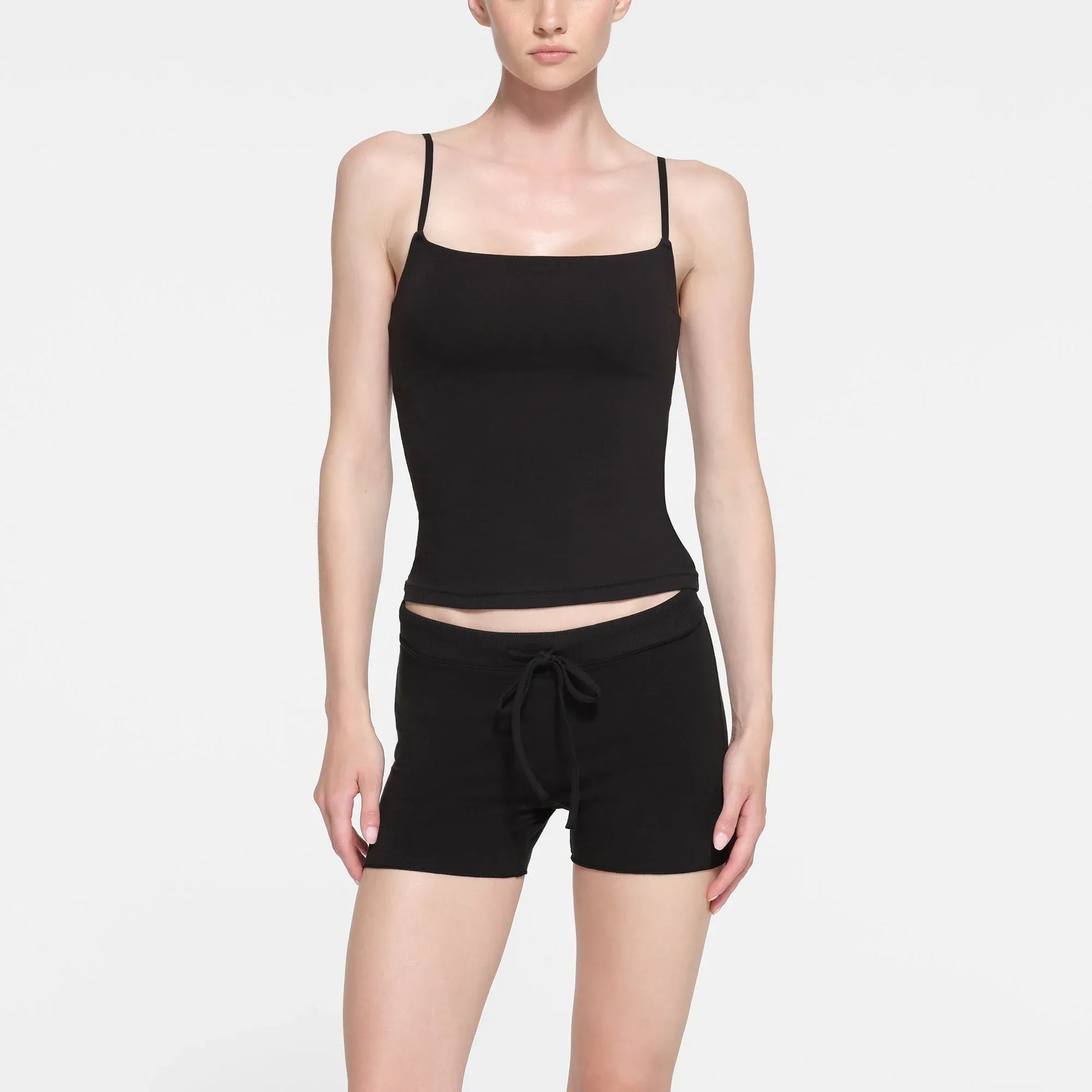 BO-SHO-3231-SOT-SB-SKIMS-LOUNGEWEAR_0006-FR.webp