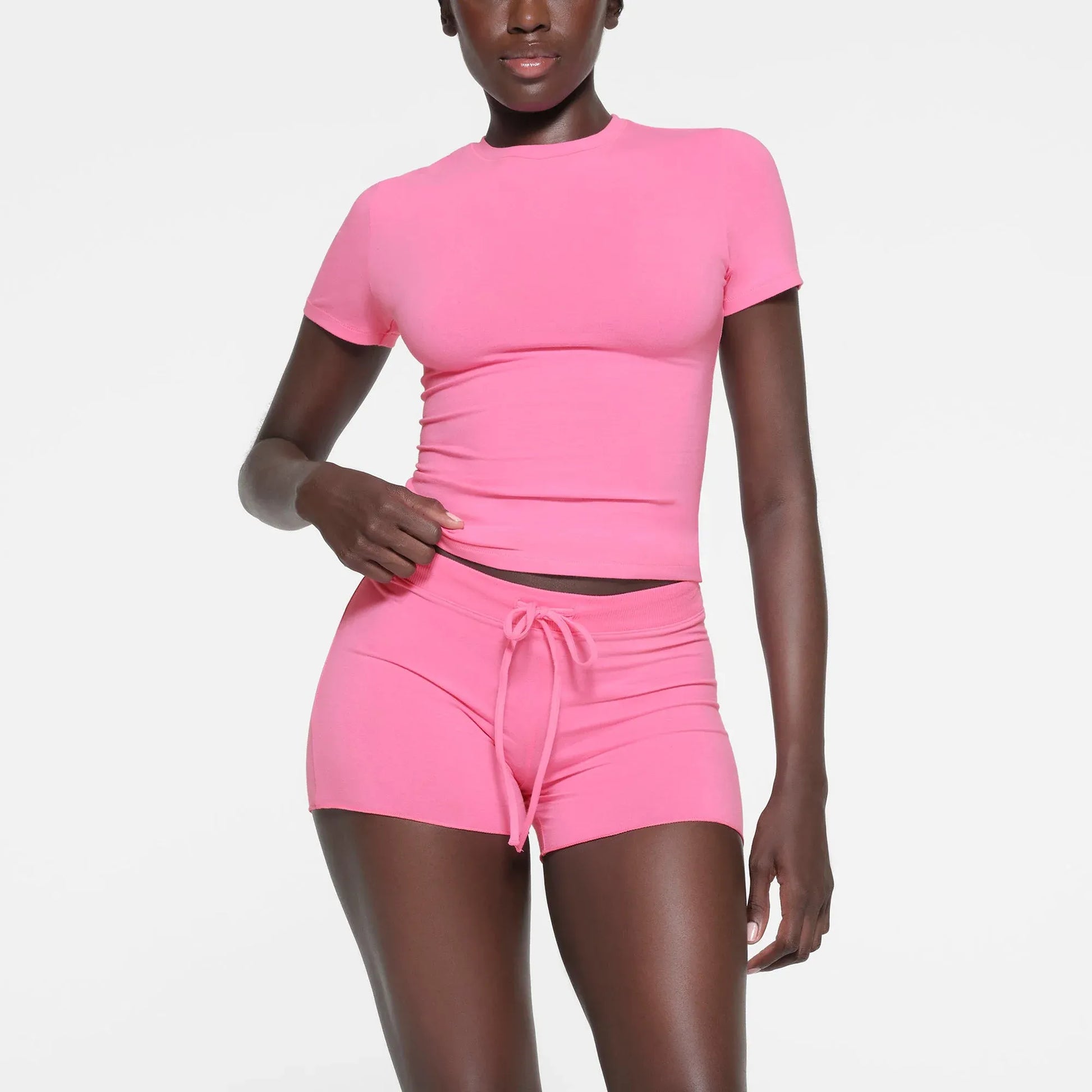 BO-SHO-3231-SPK-OC-SKIMS-LOUNGEWEAR_0003-FR.webp