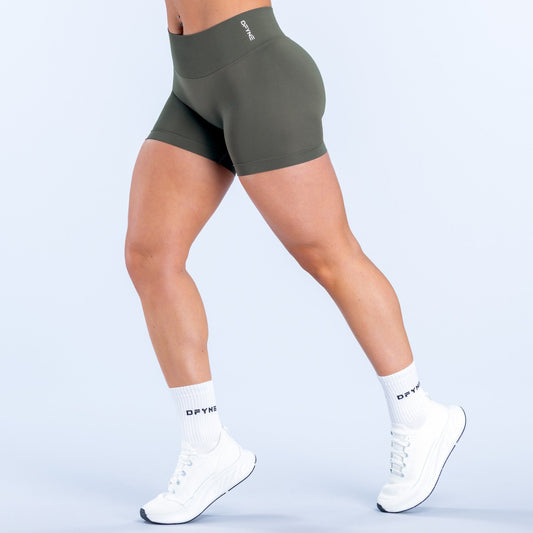DFYNE Defy Shorts | 4.5" Clover
