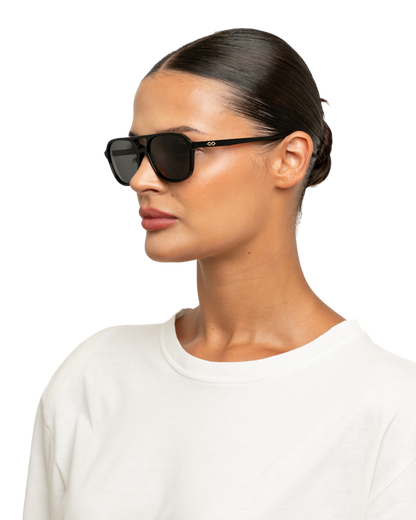 Elle - Black Sunglasses