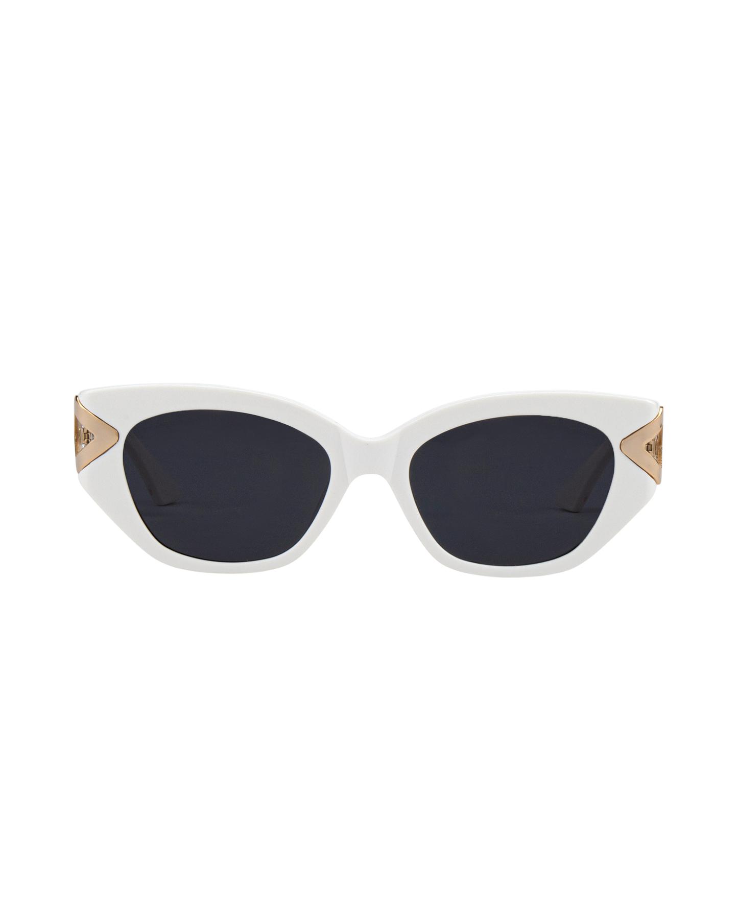 Lily - Cream in Black Sunglasses