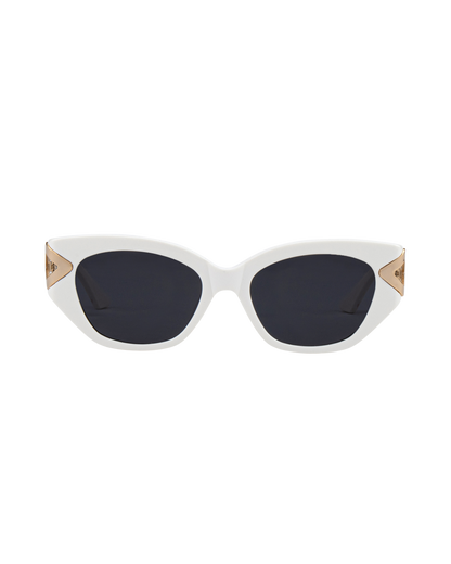 Lily - Cream in Black Sunglasses
