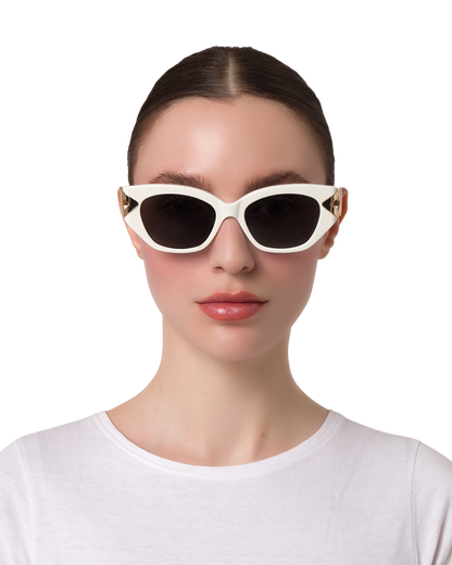 Lily - Cream in Black Sunglasses