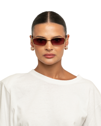 Nat - Pink Sunglasses