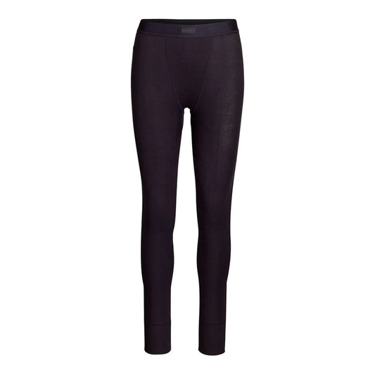SKIMS-LOUNGEWEAR-AP-LEG-0039-SOT-FL.webp