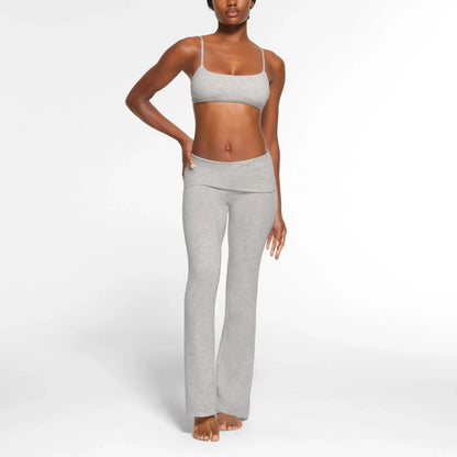 SKIMS-LOUNGEWEAR-AP-PNT-0715-SB-LHG_0003_FR_11535886-5a31-44b0-a941-b883c0273822.webp