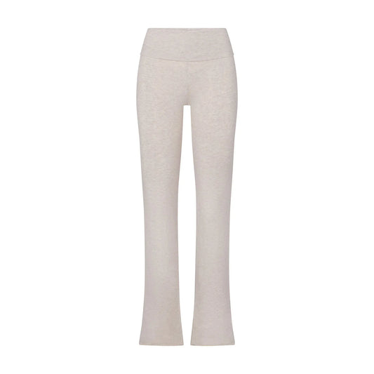SKIMS-PANT-AP-PNT-0715-OAH.webp