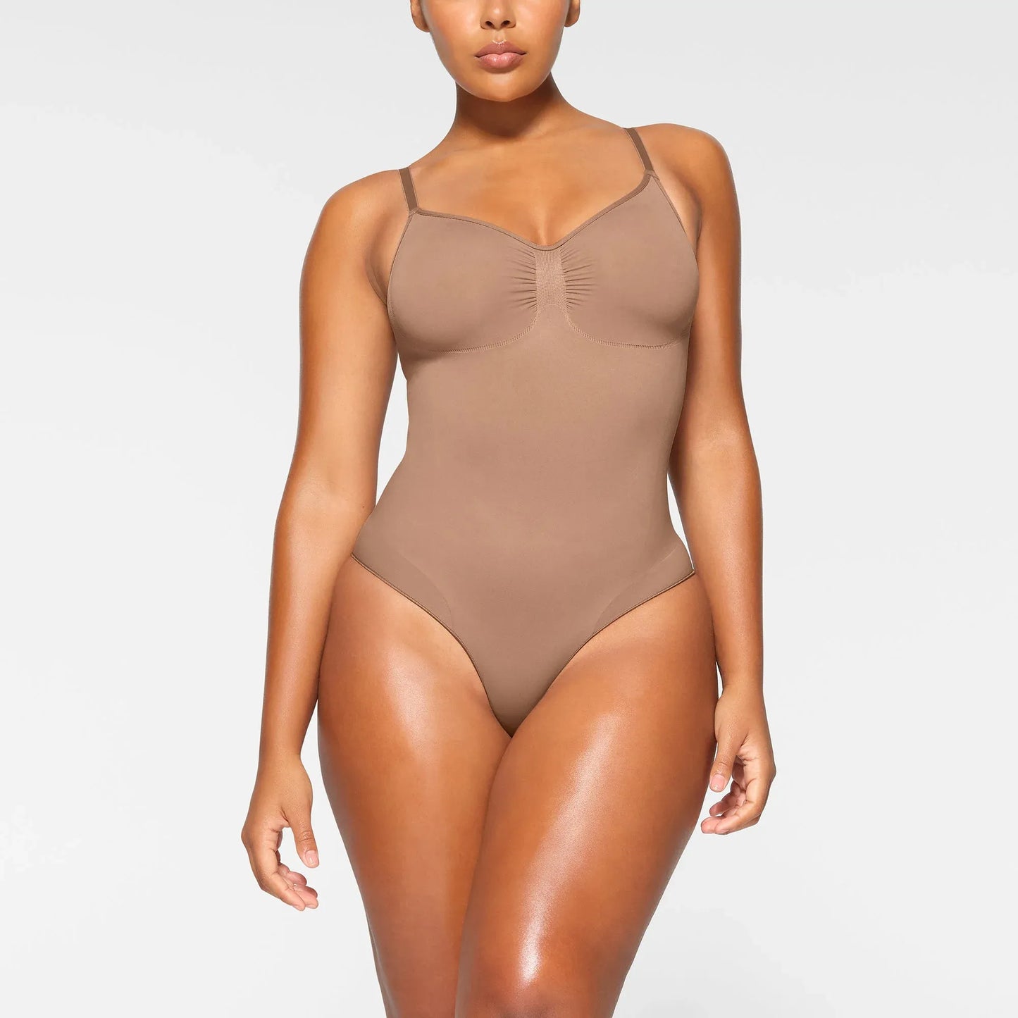 SKIMS-SHAPEWEAR-BD-BRF-3370-IA-SIE_0006_FR.webp