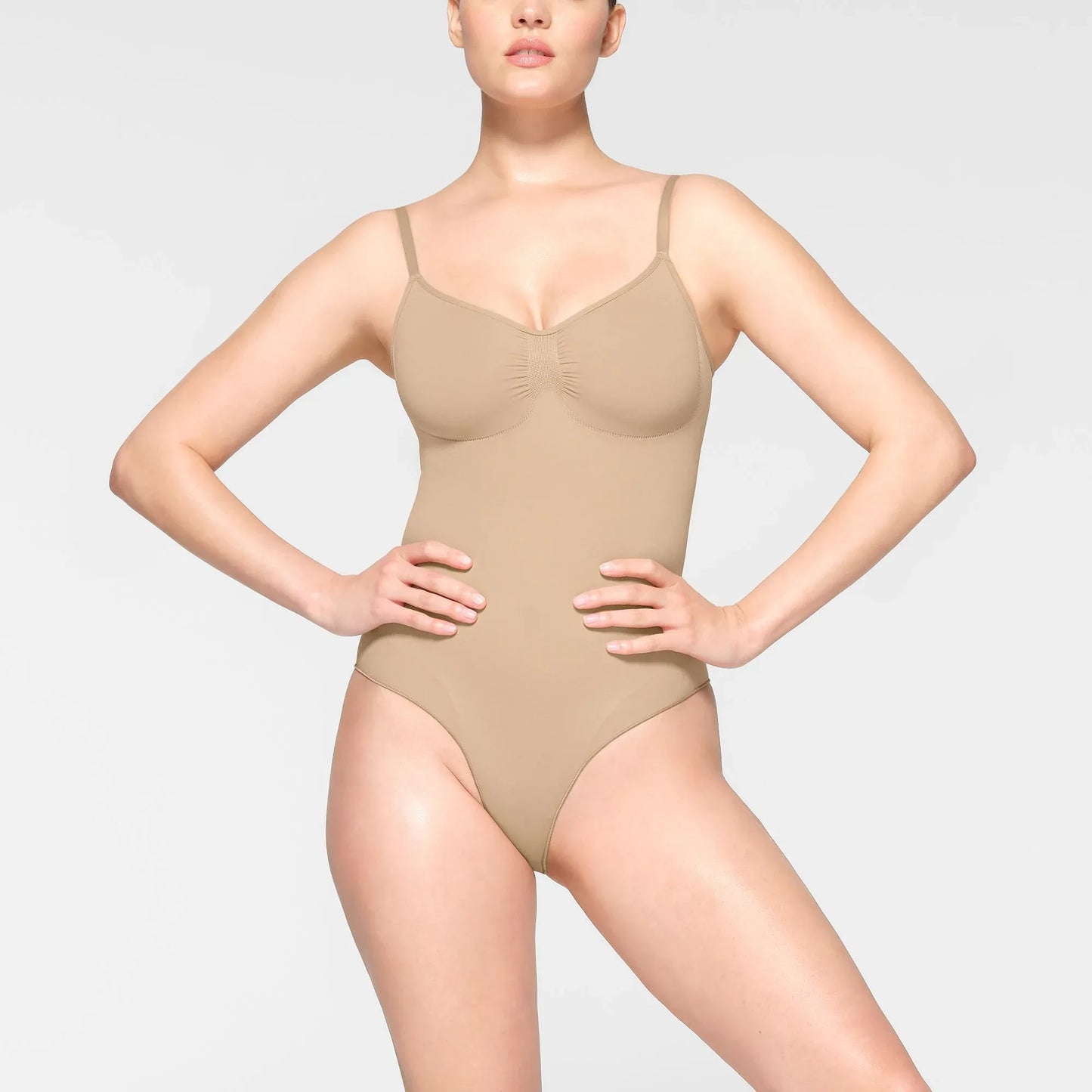 SKIMS-SHAPEWEAR-BD-BRF-3370-IE-CLY_0002_FR.webp