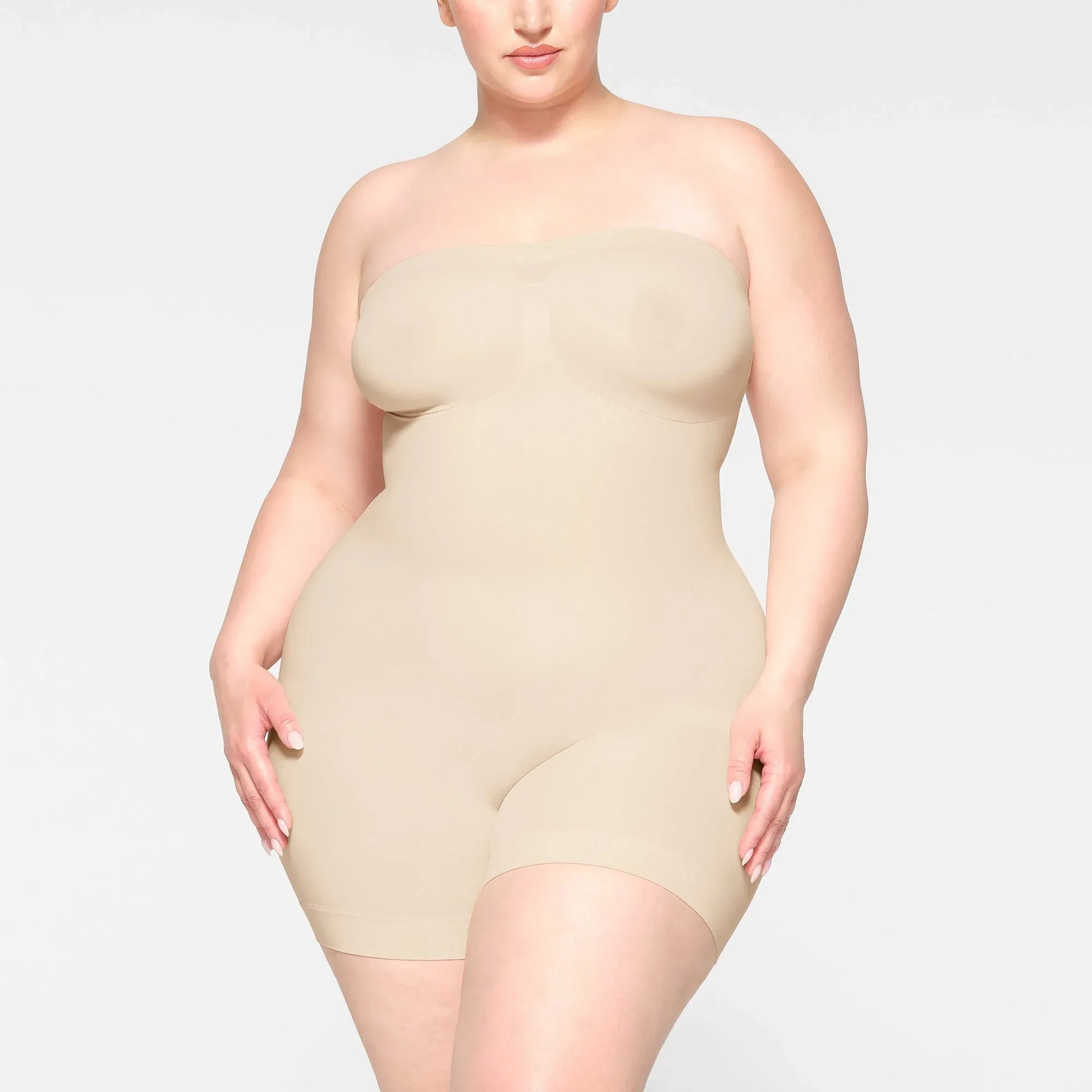SKIMS-SHAPEWEAR-BD-MDT-2914-JB-SND_0029_FR.webp