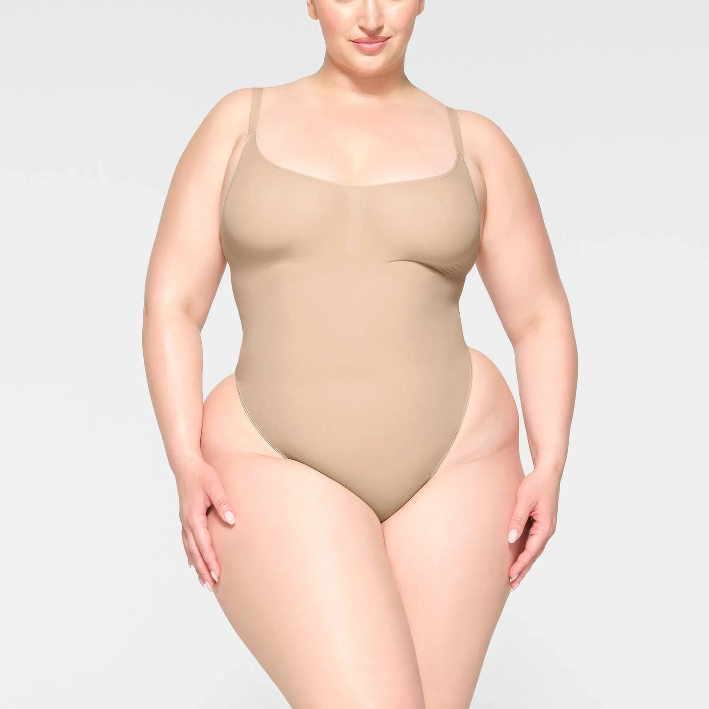 SKIMS-SHAPEWEAR-SH-BDY-2153-JB-MCA_0001_FR_1a297b87-b107-4a57-a7ab-374b08d4ac3e.webp